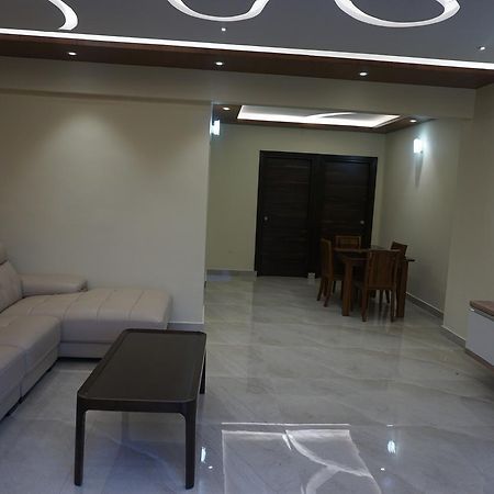 Daffodil Delight - Manyata Tech Park Hotel Бангалор Екстериор снимка