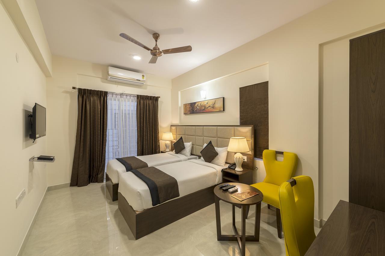 Daffodil Delight - Manyata Tech Park Hotel Бангалор Екстериор снимка