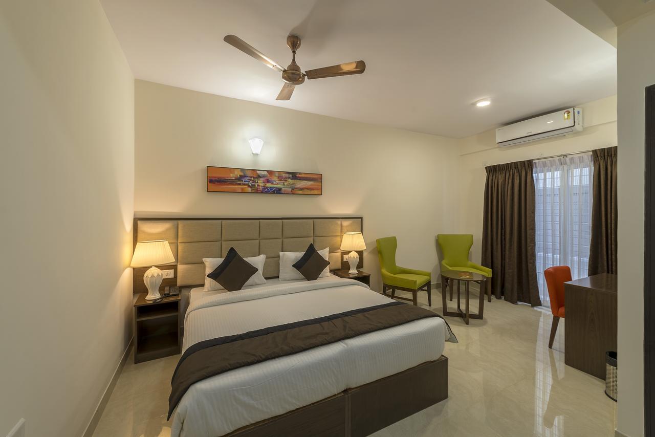Daffodil Delight - Manyata Tech Park Hotel Бангалор Екстериор снимка