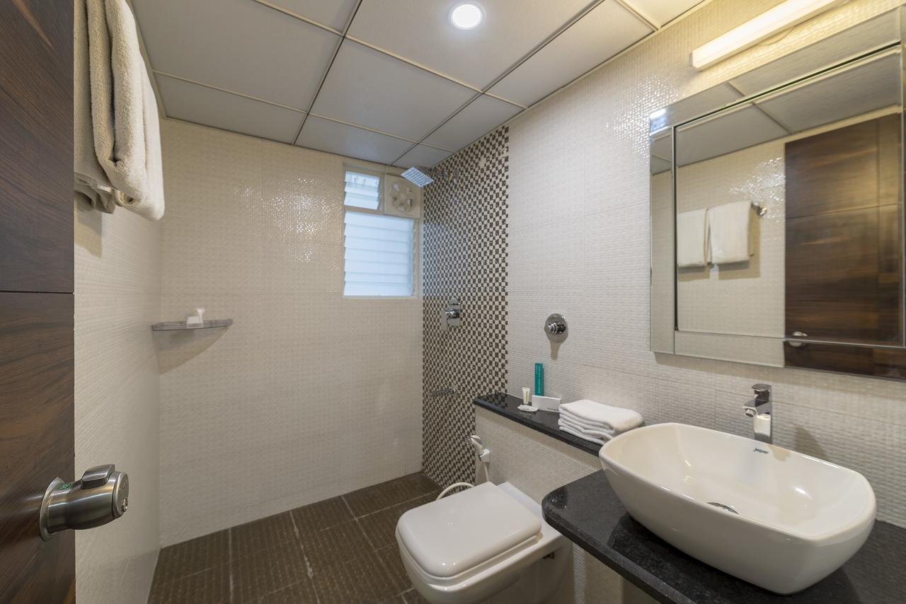 Daffodil Delight - Manyata Tech Park Hotel Бангалор Екстериор снимка