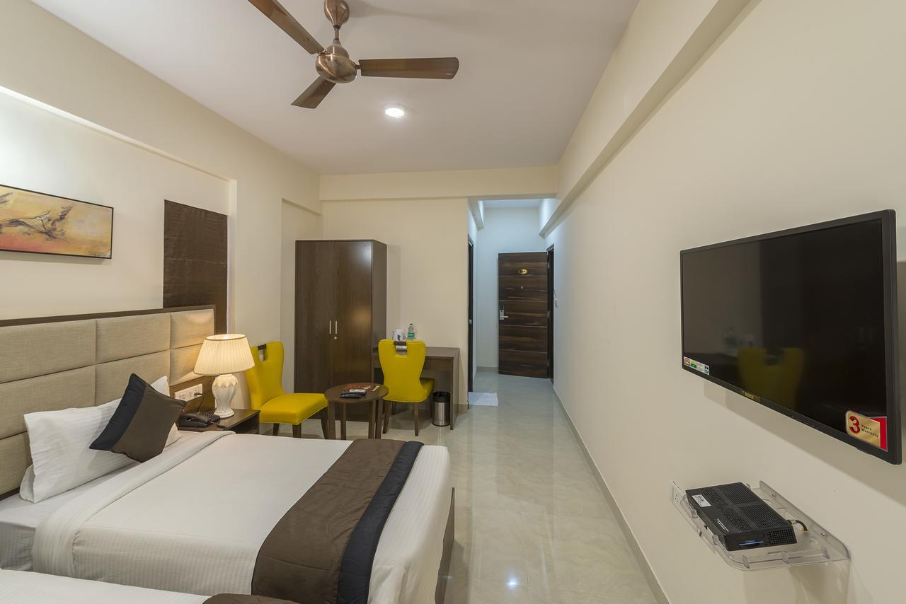 Daffodil Delight - Manyata Tech Park Hotel Бангалор Екстериор снимка
