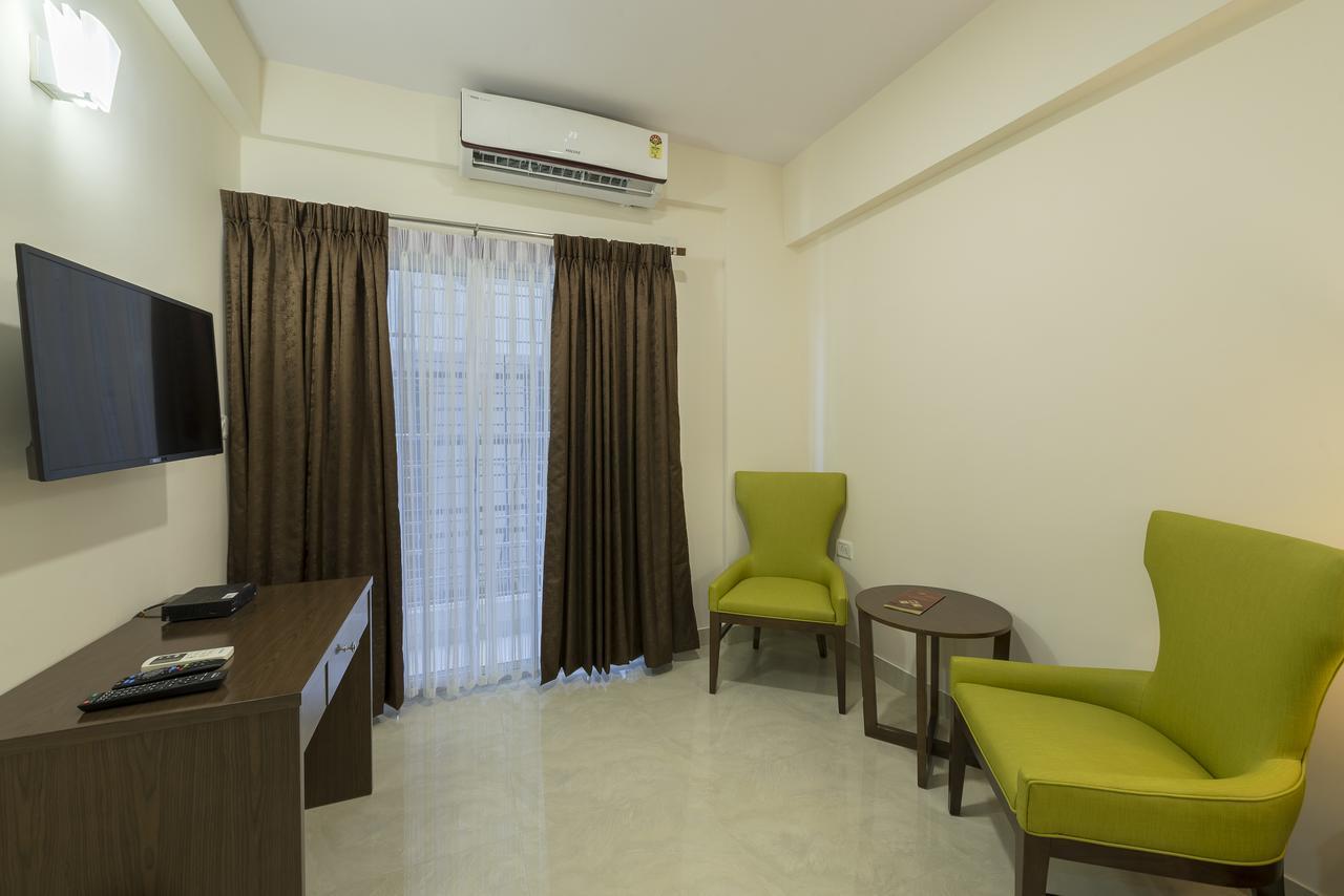 Daffodil Delight - Manyata Tech Park Hotel Бангалор Екстериор снимка