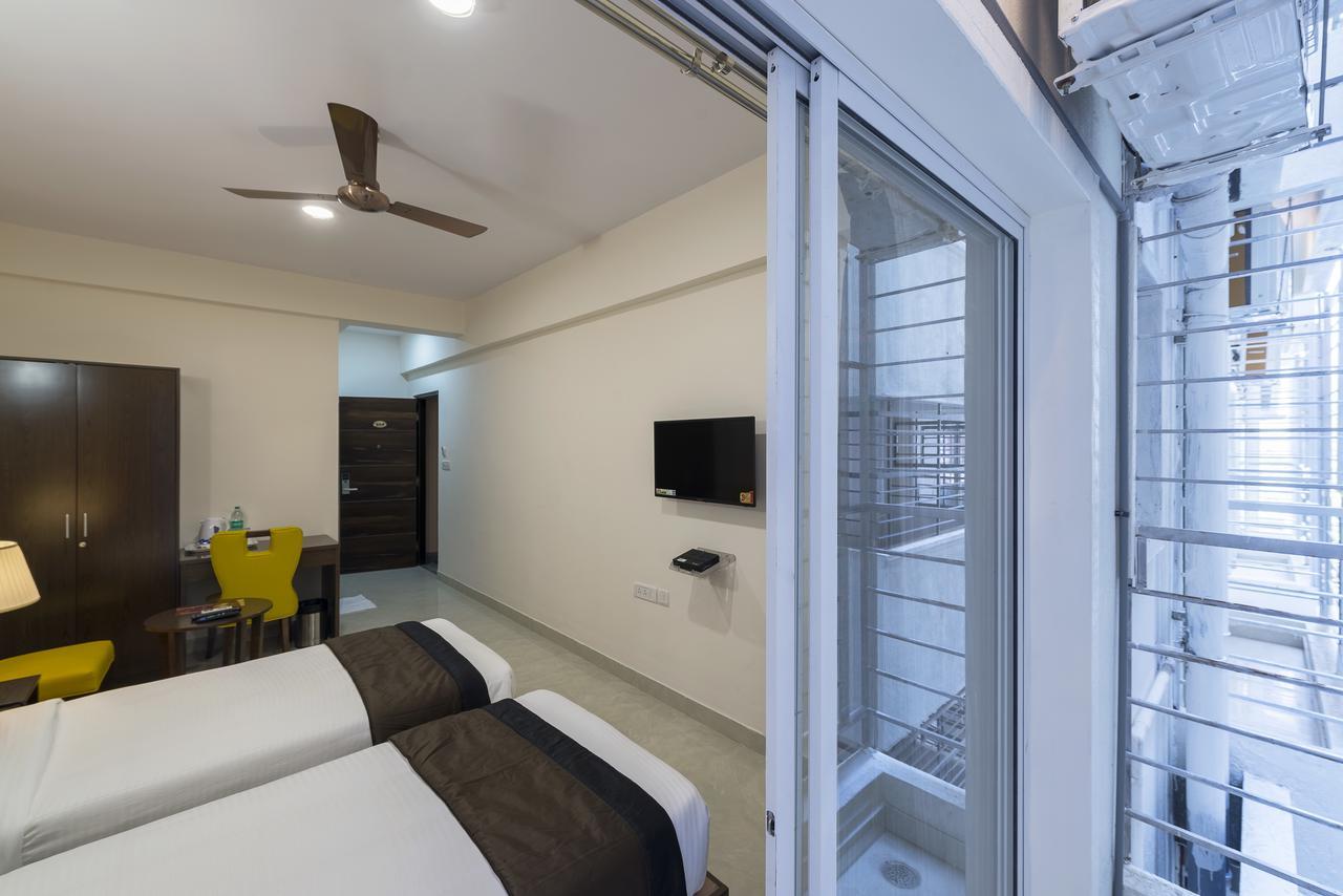 Daffodil Delight - Manyata Tech Park Hotel Бангалор Екстериор снимка