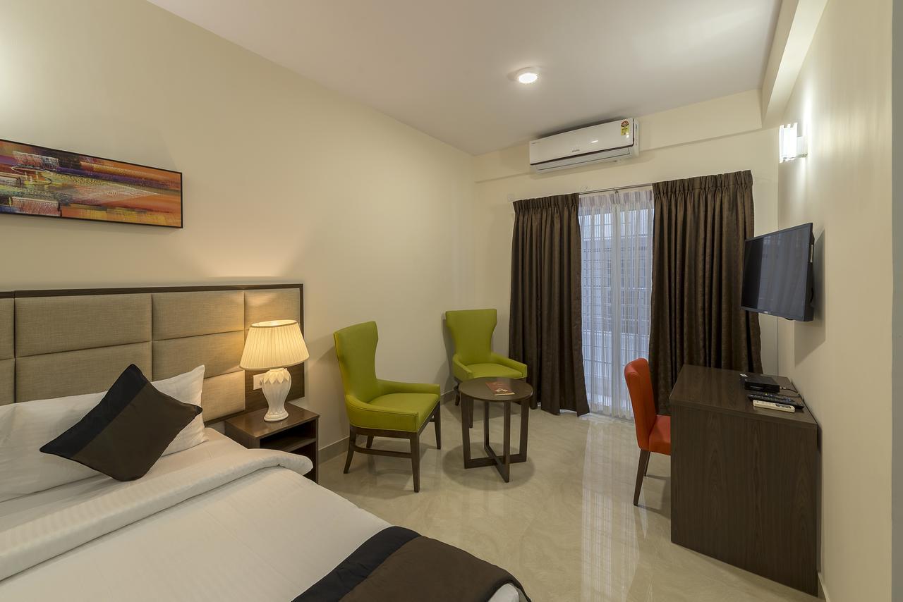 Daffodil Delight - Manyata Tech Park Hotel Бангалор Екстериор снимка