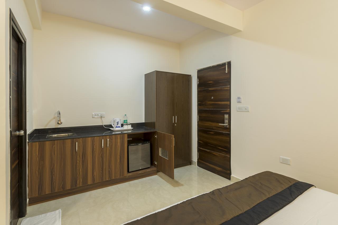 Daffodil Delight - Manyata Tech Park Hotel Бангалор Екстериор снимка