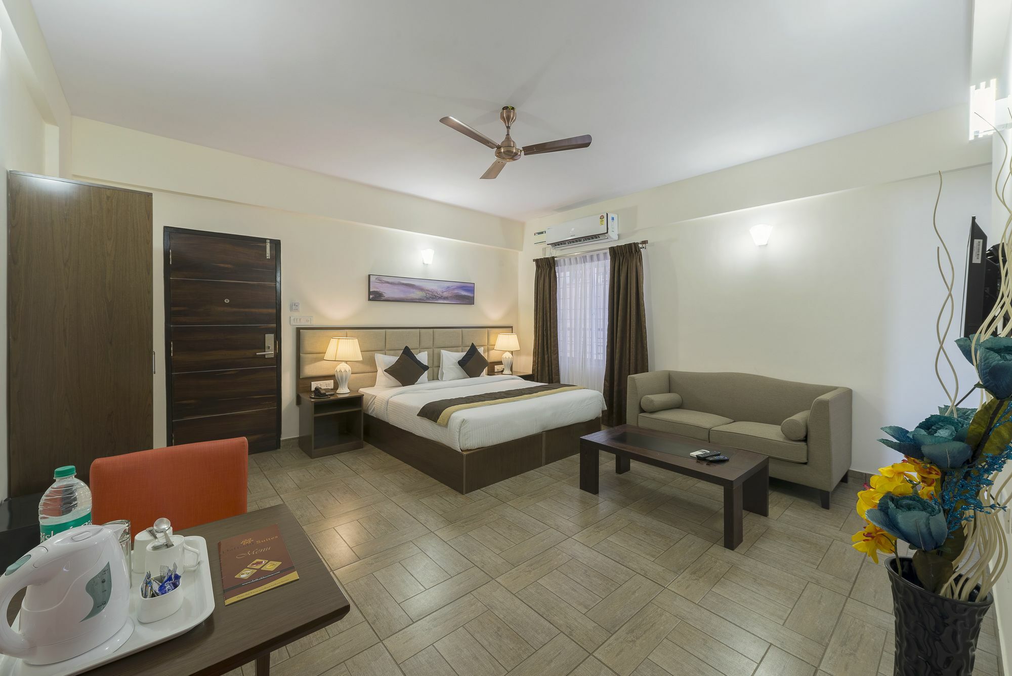 Daffodil Delight - Manyata Tech Park Hotel Бангалор Екстериор снимка