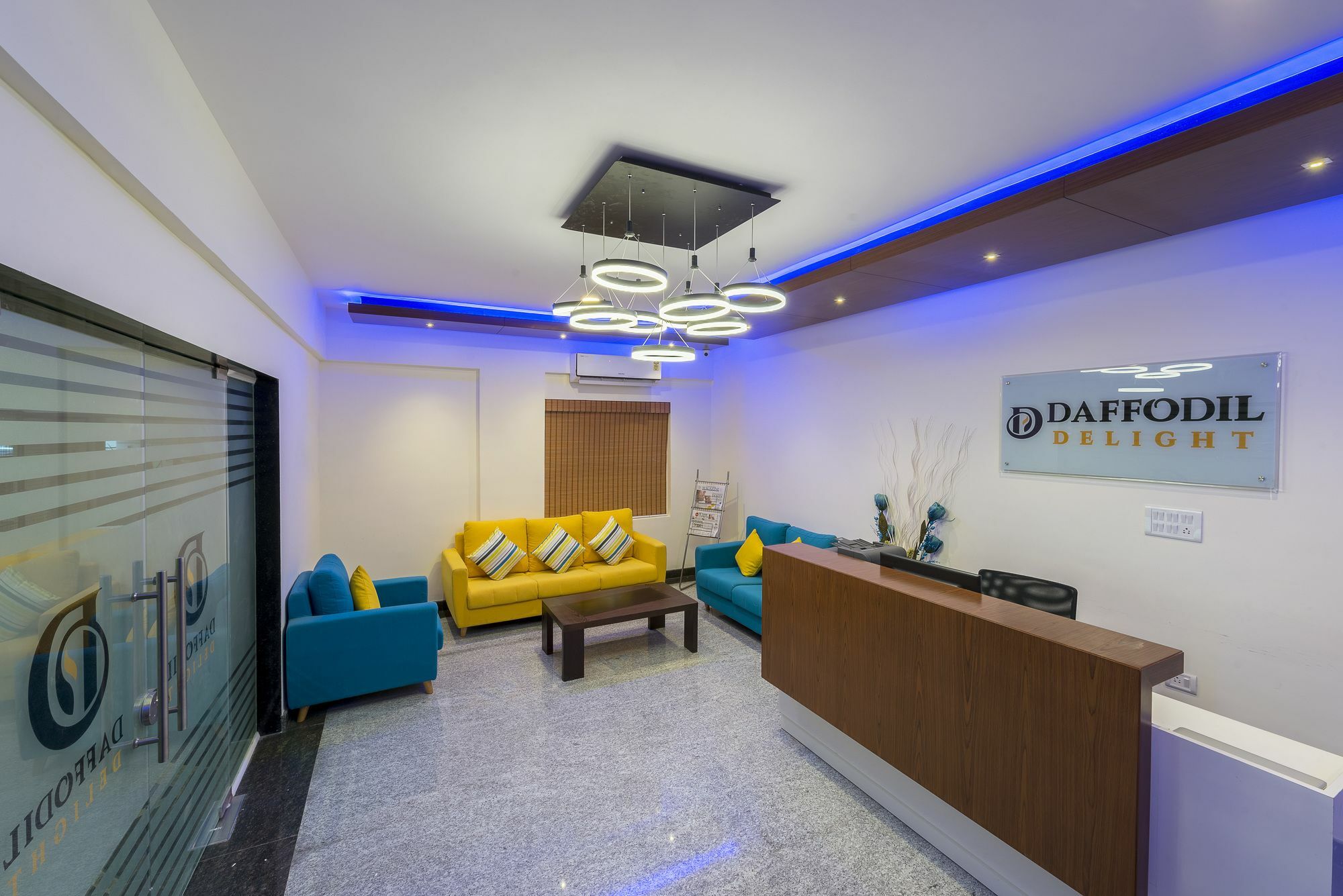 Daffodil Delight - Manyata Tech Park Hotel Бангалор Екстериор снимка